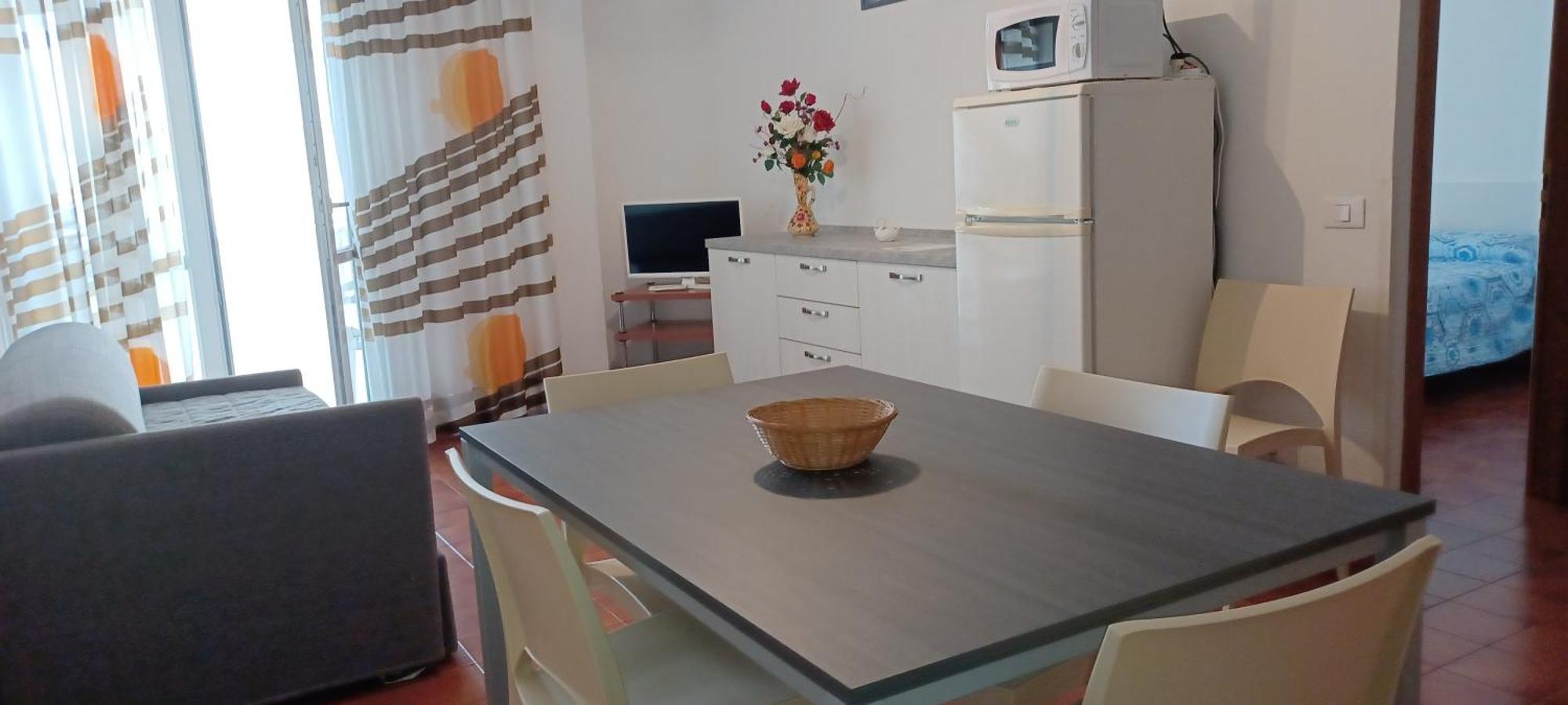 Casa Bivi - Apartments With 1 And 2 Bedrooms - Click Here For More Availabilities Lignano Sabbiadoro Exterior photo